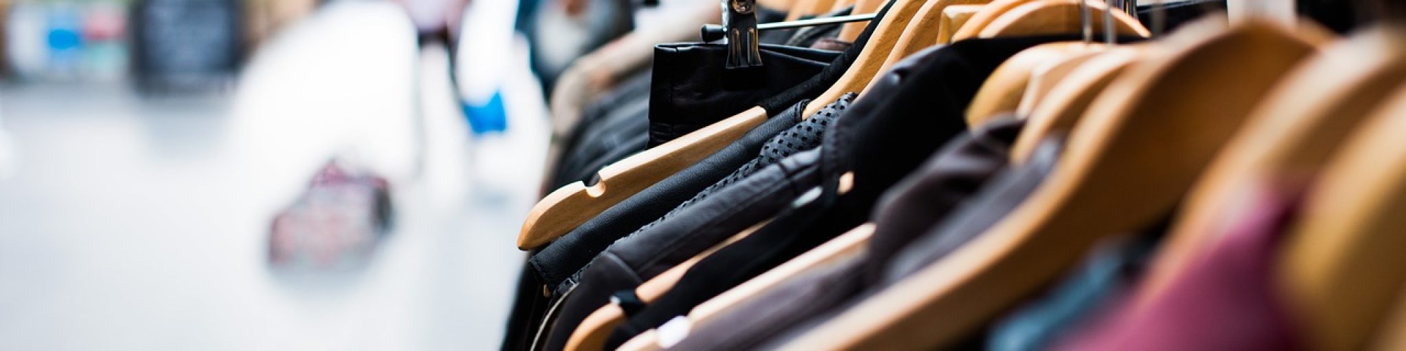 hangers-1850082_1280